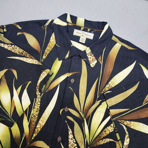 Tommy Bahama Men's Flora Royale Hawaiian 100% Silk‎ Short Sleeve Shirt Size L